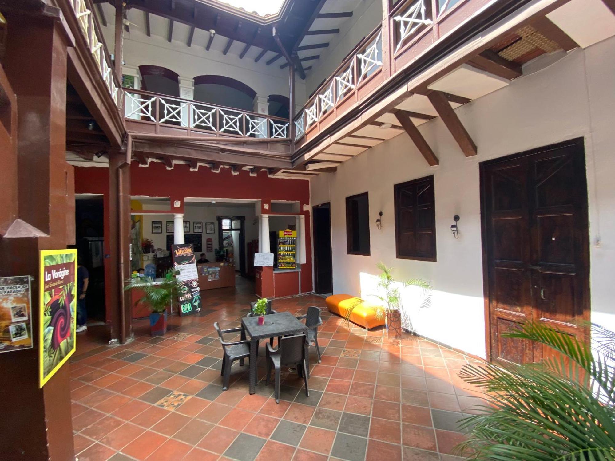 Casona Don Juan Hostel San Gil Exteriör bild